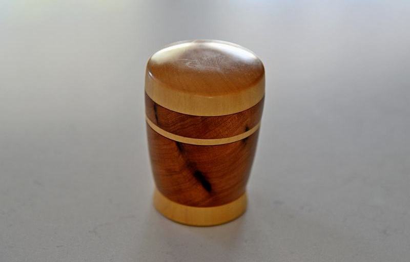 Thuya Boxwood Threaded Box